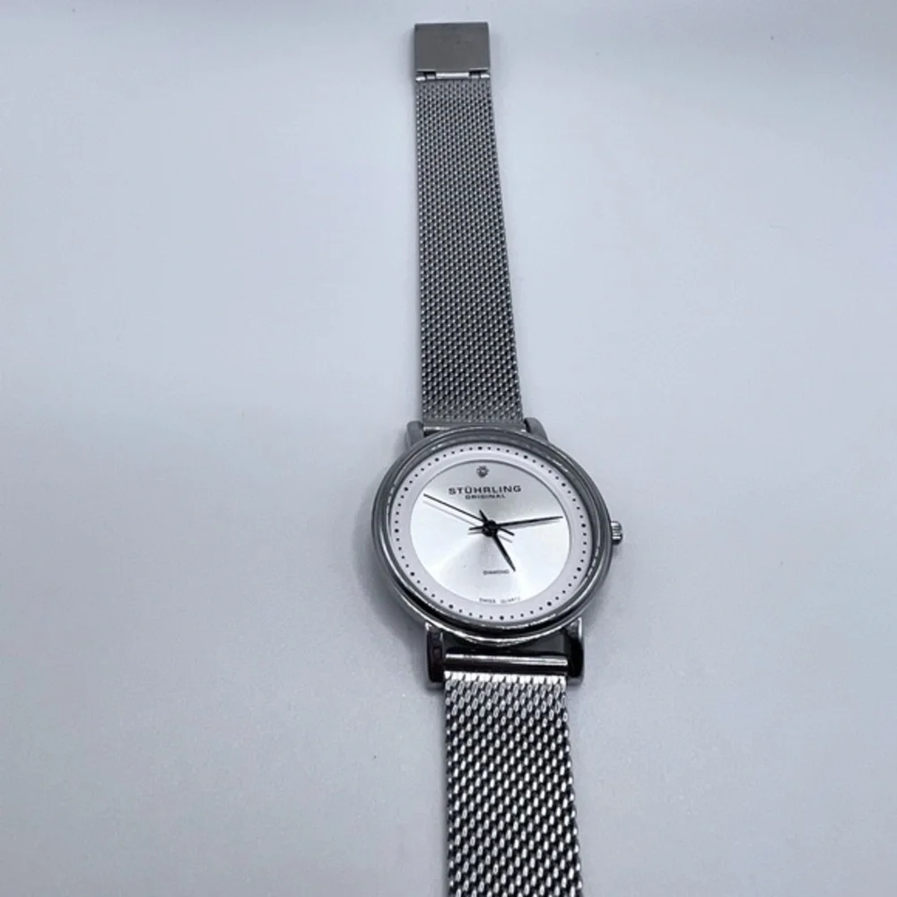 Stuhrling Lady Casatorra Elite 29mm Mesh Watch Needs Battery